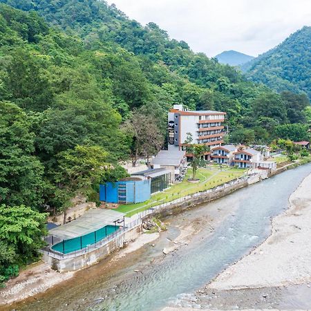 Dls Divine River Resort And Spa, Rishīkesh 외부 사진