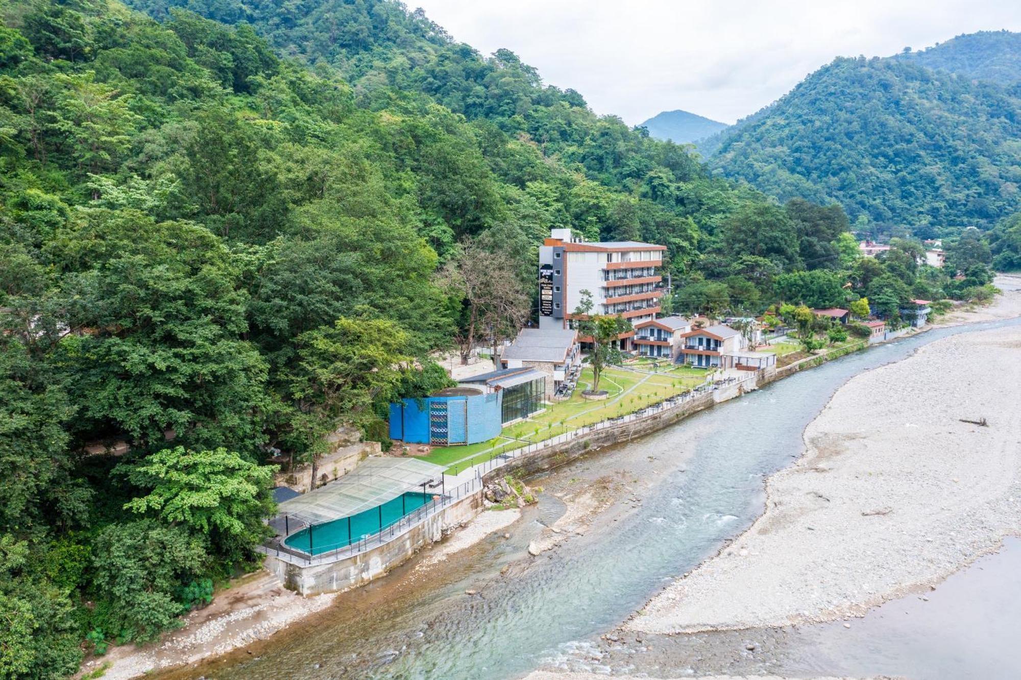 Dls Divine River Resort And Spa, Rishīkesh 외부 사진