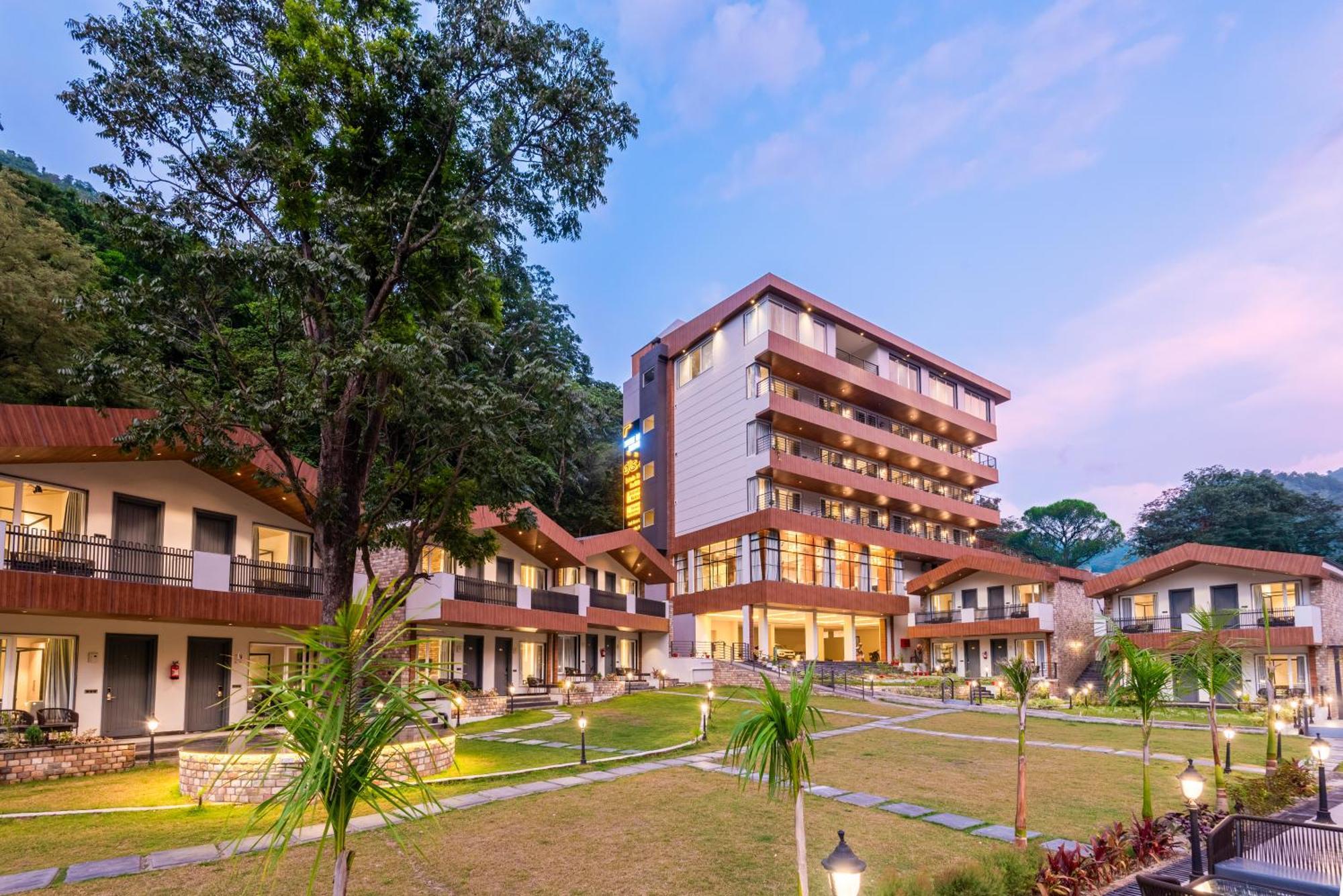 Dls Divine River Resort And Spa, Rishīkesh 외부 사진