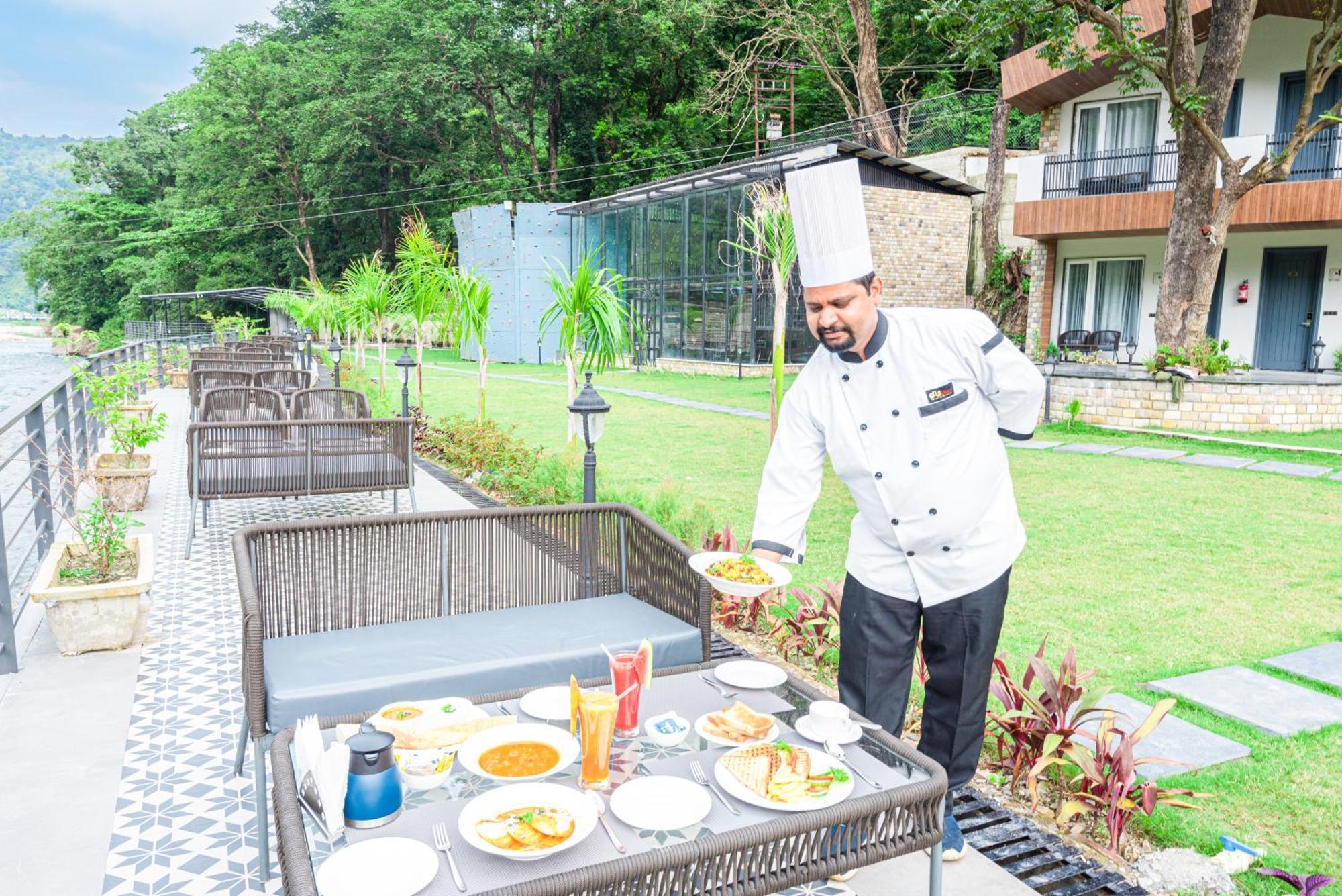 Dls Divine River Resort And Spa, Rishīkesh 외부 사진