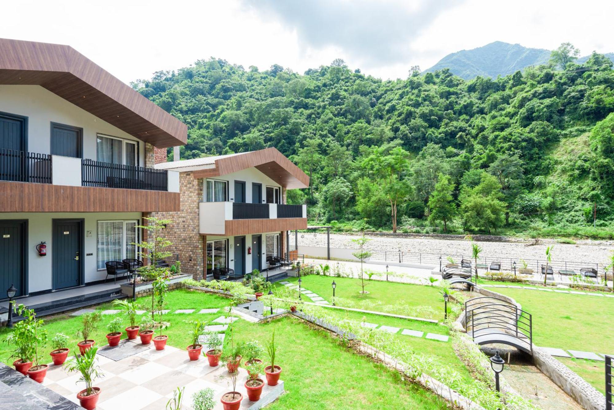 Dls Divine River Resort And Spa, Rishīkesh 외부 사진