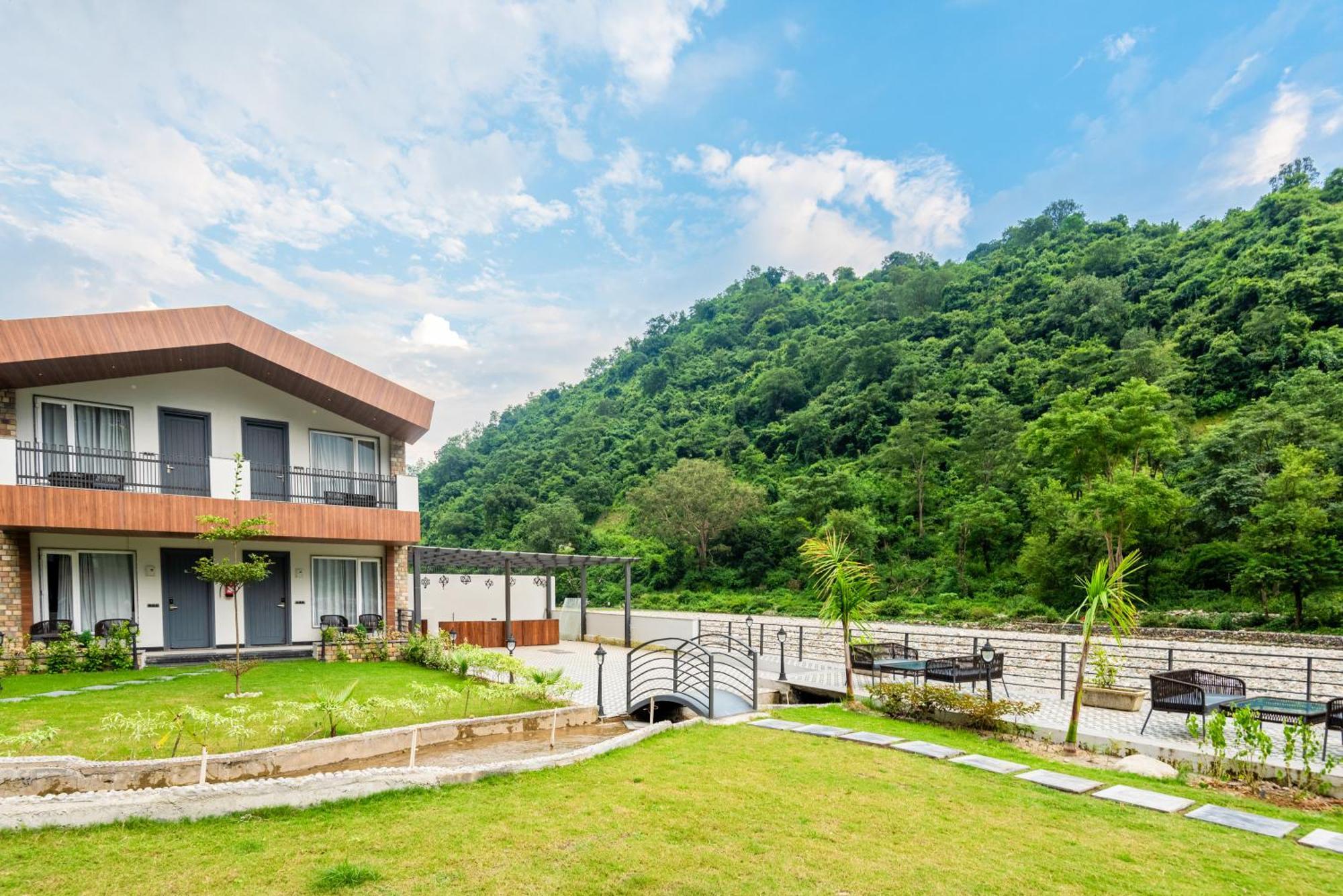 Dls Divine River Resort And Spa, Rishīkesh 외부 사진