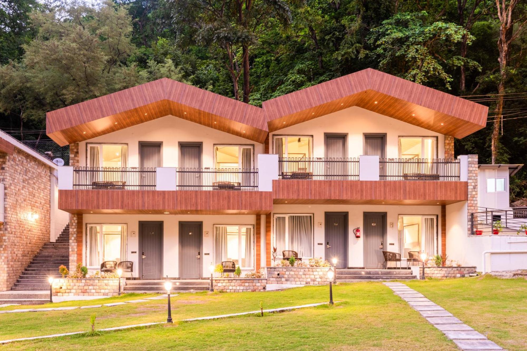 Dls Divine River Resort And Spa, Rishīkesh 외부 사진