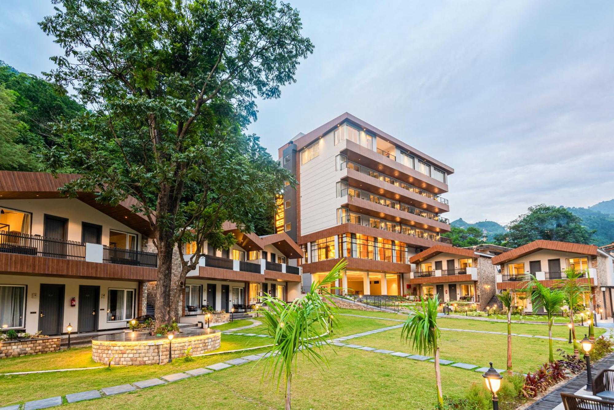 Dls Divine River Resort And Spa, Rishīkesh 외부 사진