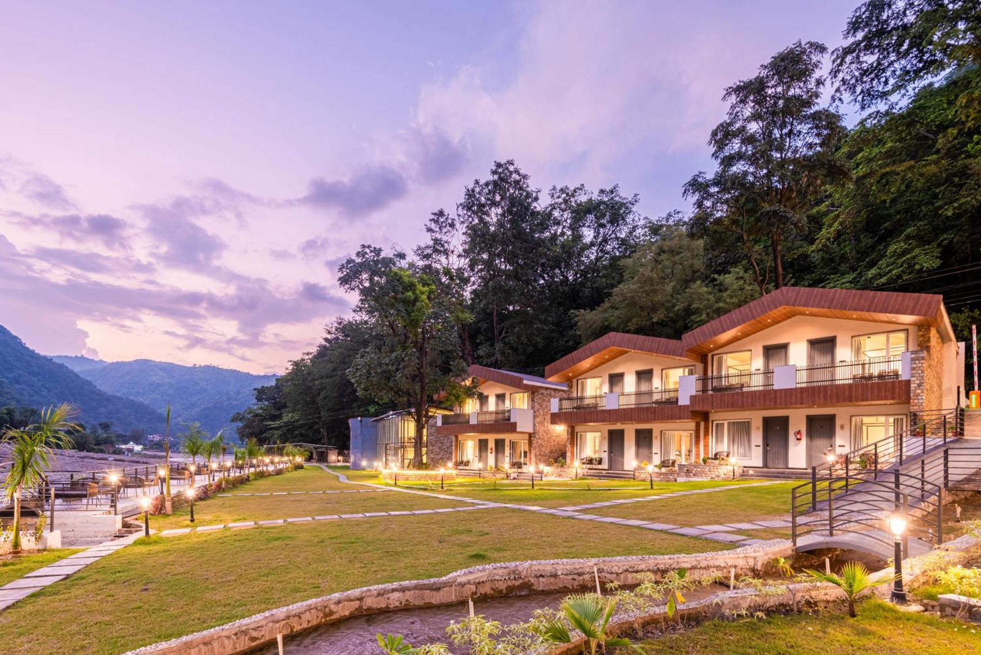 Dls Divine River Resort And Spa, Rishīkesh 외부 사진